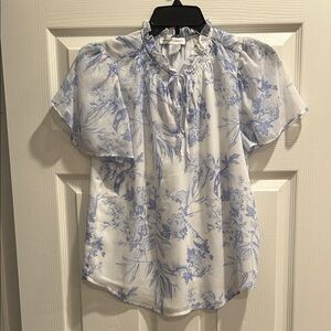 cupcakes & cashmere Blue Floral Blouse
